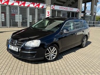 Volkswagen Golf 1.4TSi Automat DSG Velká Výbava