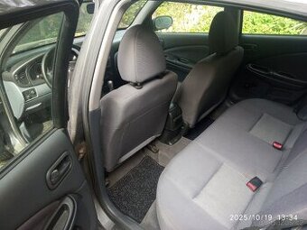 Nissan Almera 1,5 r.v.2005