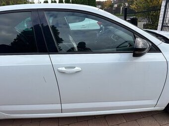 Pravé dveře Octavia 3 Sedan