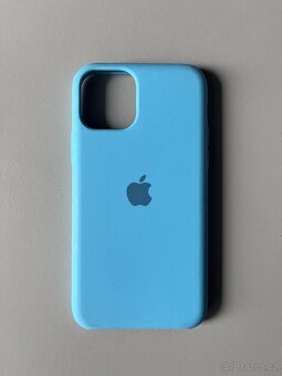 Originální obal na iPhone 11 Pro – modrý s logem Apple