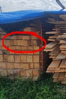 Dřevěný trám 9m smrk