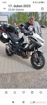 Kawasaki versys 1100S