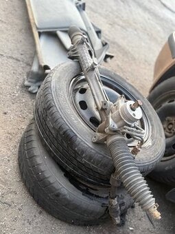 Audi a6 řízení hřeben