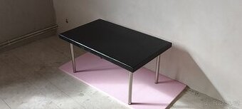 Konferenční stolek masív