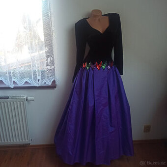 NOVÉ dámské šaty eur 38 Louis Féraud