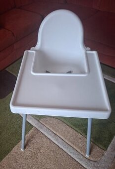 dětská jídelní židlička