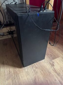 ASUS Z97-AR i5-4570 32GB RAM 1050Ti