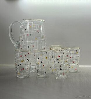 Retro zdobené skleničky