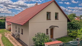 Rodinný dům 5+1 na pozemku 1.005 m2 Poříčany, okr. Kolín.
