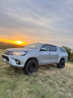Toyota Hilux 2.4 110kw