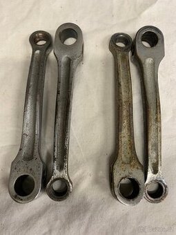 Prodám kliky šlapadel, pedálů Stadion S11, S22, Jawetta.