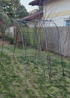 2x zahradní oblouk na růže 200 cm