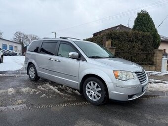 Chrysler Grand Voyager 2,8 CRDi RT DVD Limited 2011