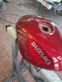 Nádrž suzuki bandit - 1