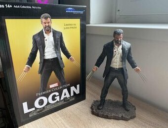 Logan - Diamond Select Marvel Premier Collection
