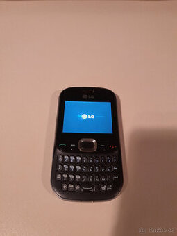 Mobilní telefon LG c360