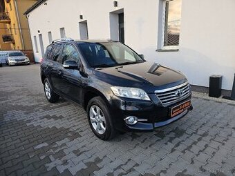 Rav 4 2,2 D4D 110KW 4X4 2011 155tkm, kůže, dig.klima, TZ