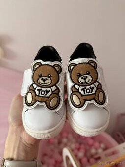Moschino tenisky vel 20