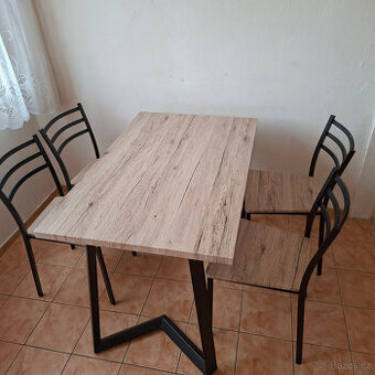 Kompletní věci z bytu nábytku jako celek