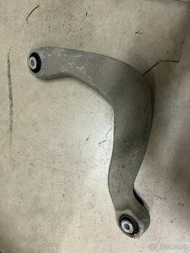 Audi A4, A5, A6, A7, A8, Pravé zadní horní rameno 8K0505324H
