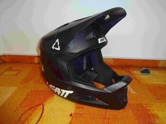 přilba integrálka vel. S 55-56 cm