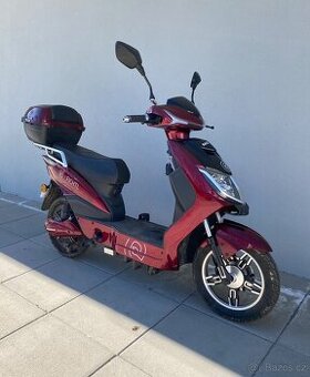 Elektroskútr bez ŘP Racceway e-fichtl 30Ah Lion EDICE