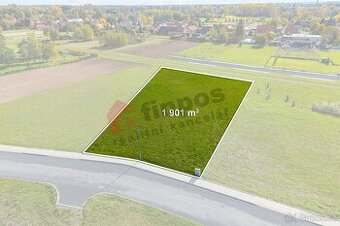 Stavební pozemek v obci Káraný, s výměrou 1901 m2