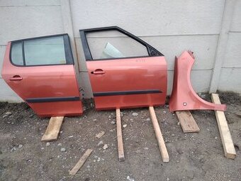 nd z škoda fabia 2 1.4 63kw vinová modrá sahara 9202