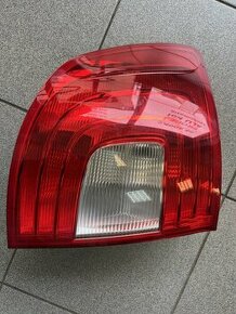 Levé zadní světlo na Škoda Superb II 3T9945111 - 1