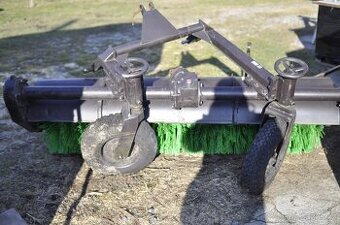 Zametač za traktor