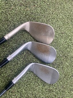 Golfové hole wedge Titleist SM8 58/54/50 Vokey design - 1