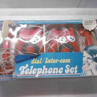 RETRO HRAČKY TELEFONY