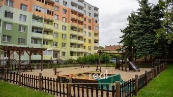 Prodej bytu 3+1, 74 m2 - Veselí nad Moravou, ev.č. 110047JS
