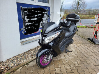 Suzuki Burgman 400-nový model