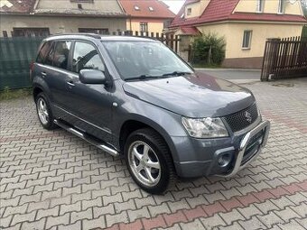 Suzuki Grand Vitara 2.0JLX 103kW 2006 149253kmbez koroze