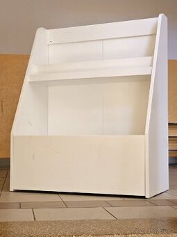 Ikea BERGIG dětská knihovnička