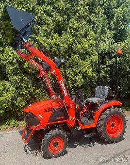 Traktor s čelním nakladačem 2601