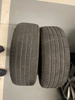 Prodám pneu BARUM BRAVURIS 5 215/60 R16 XL