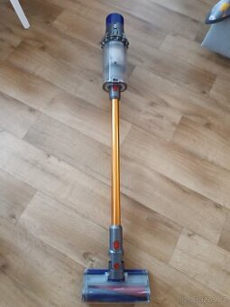 Dyson V10 Absolutně 2022