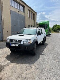 Nissan Navara D22