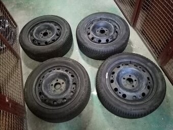 Celoroční Barum 195/50 r15 5x100