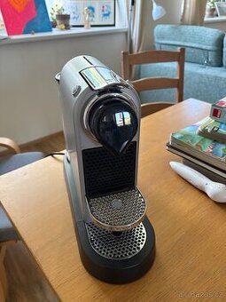 Kávovar Nespresso