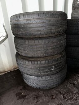 215/55R17 Continental Letni