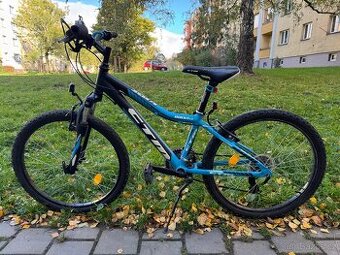 Horské kolo CTM Rocky 2.0