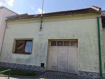 Prodám rodinný dům - 1