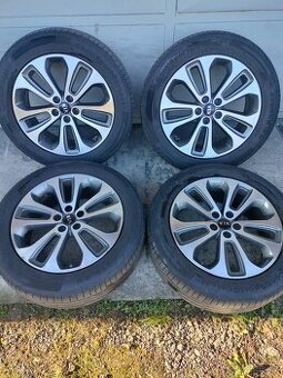 4ks alu disky orig. KIA 5x114,3 R19 pneu 235/55 r19