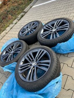 ALU Škoda Trinity 5x112 R18 (Superb III. original)