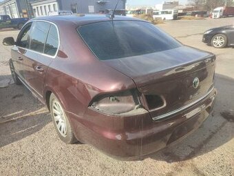 ŠKODA SUPERB II. -DÍLY Z VOZU