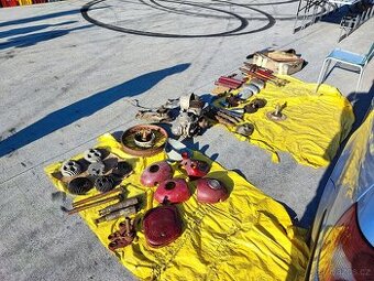 Prodám díly na motorky CZ, Jawa