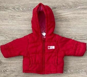 Zimní červená bunda vel. 62 C&A